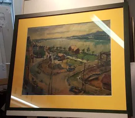 Hafenlandschaft mit gelbem Passepartout in dunkelgrünem Rahmen